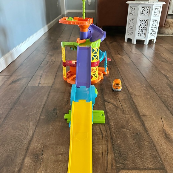 VTech spinning tower Playset - Picture 4 of 5